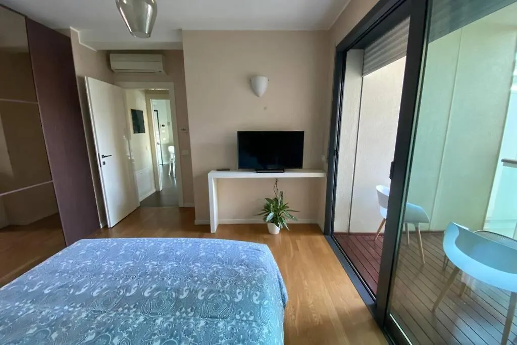 Appartamento Con Terrazza Vista Darsena Di Ρίμινι Διαμέρισμα