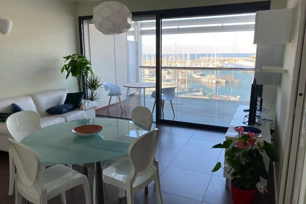 Apartment Appartamento Con Terrazza Vista Darsena Di Rimini Italy